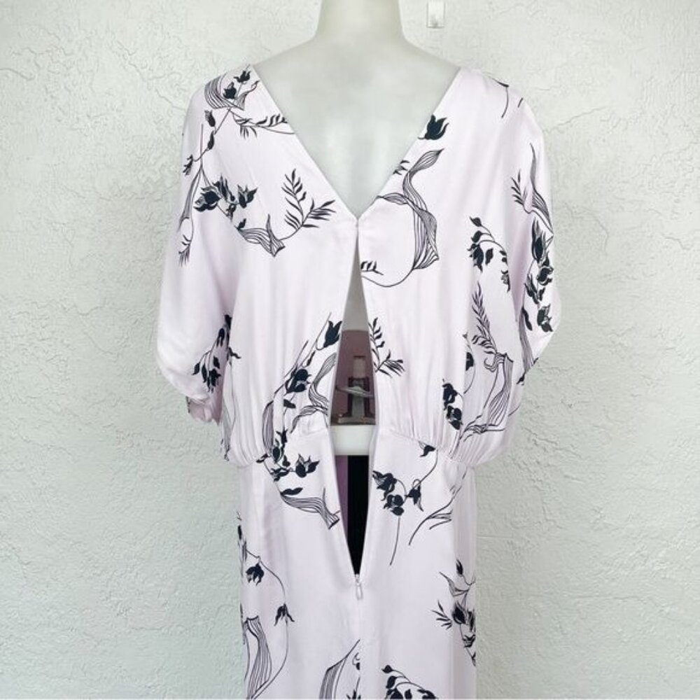 Lewit | Lavender Floral Print Faux Wrap midi Dress 14 - Picture 5 of 9